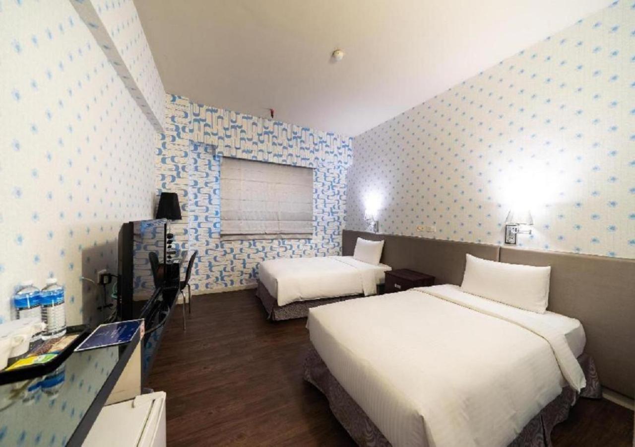 Walker Hotel - Sanchong Тайбей Екстер'єр фото
